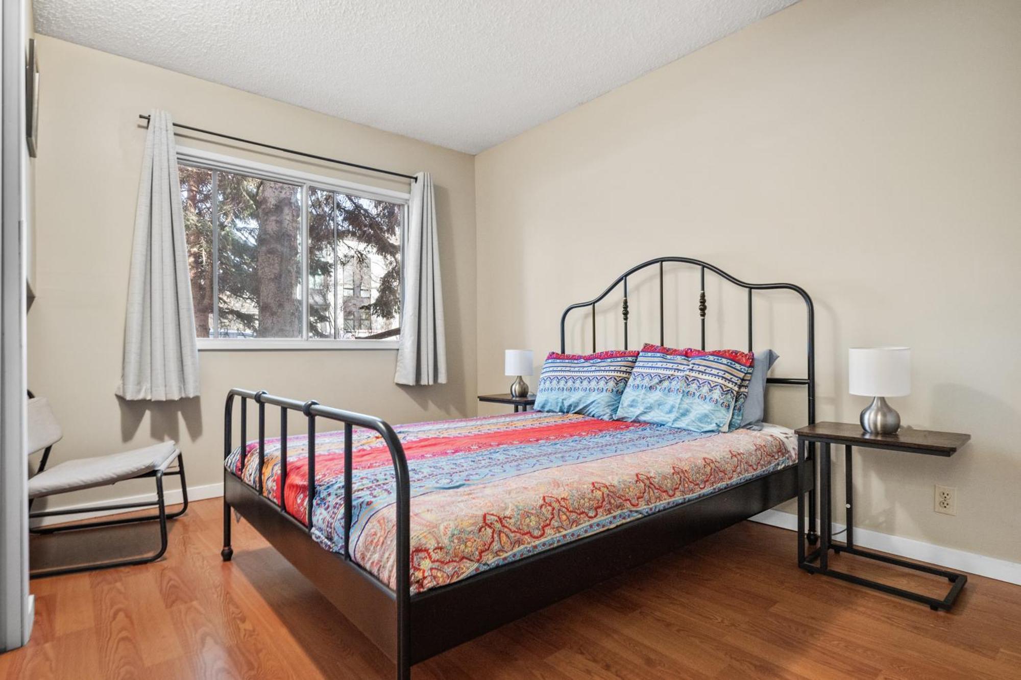 Mt Pleasant Fangzi * Calgary